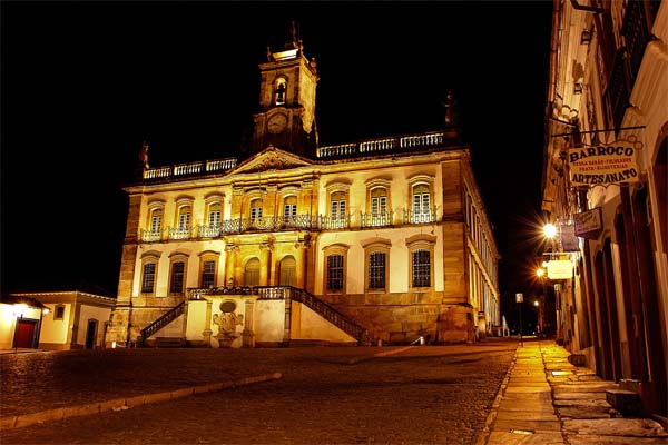 Praça Tiradentes em Ouro Preto