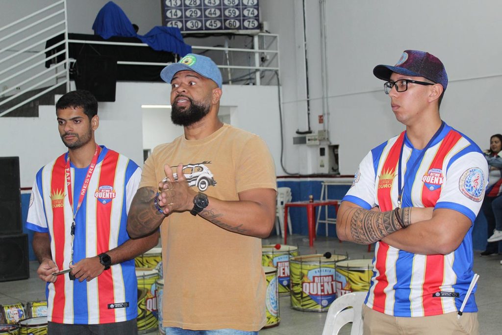 mestre dudu é ritmo quente em guaratingueta academicos do campo do galvao