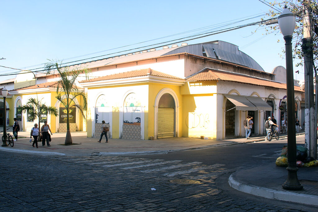 Mercado Municipal, de Guaratinguetá • imagem: Fábio Seletti